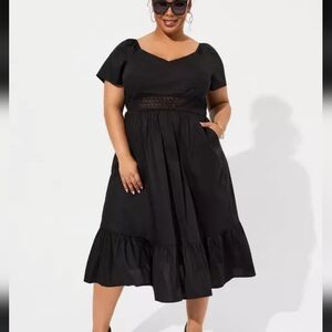 Poplin Sheer Waist Dress Size 4 NWT Torrid